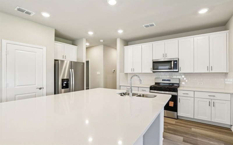 909 Pine Beach Drive, Princeton, TX 75071, 3 Habitaciones Habitaciones , ,2 BañosBaños,Residential,En Venta,909 Pine Beach Drive,20912611