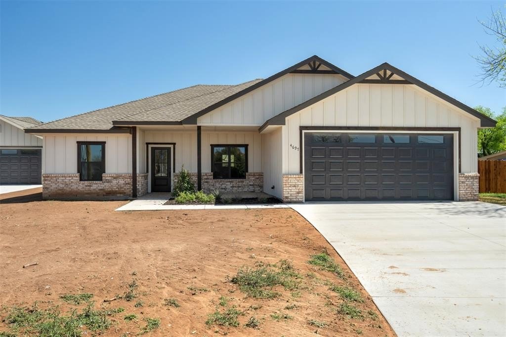 4697 Sisk Road, Wichita Falls, TX 76310, 3 Bedrooms Bedrooms, ,2 BathroomsBathrooms,Residential,For Sale,4697 Sisk Road,20910722