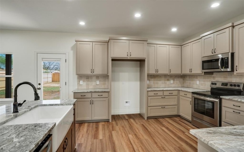 4693 Sisk Road, Wichita Falls, TX 76310, 3 Bedrooms Bedrooms, ,2 BathroomsBathrooms,Residential,For Sale,4693 Sisk Road,20910757