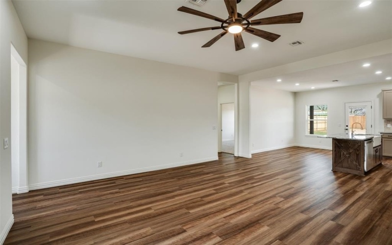 4693 Sisk Road, Wichita Falls, TX 76310, 3 Bedrooms Bedrooms, ,2 BathroomsBathrooms,Residential,For Sale,4693 Sisk Road,20910757