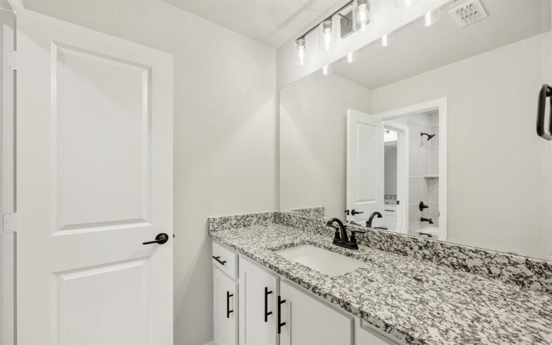 2708 Creekhollow Court, Denton, TX 76226, 5 Bedrooms Bedrooms, ,5 BathroomsBathrooms,Residential,For Sale,2708 Creekhollow Court,20910843