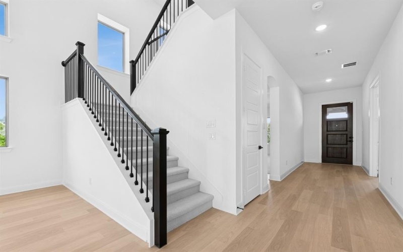 601 Crystal View Lane, Mansfield, TX 76063, 4 Bedrooms Bedrooms, ,3 BathroomsBathrooms,Residential,For Sale,601 Crystal View Lane,0,20910881