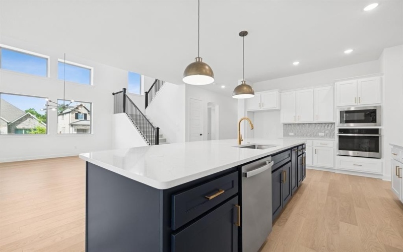 601 Crystal View Lane, Mansfield, TX 76063, 4 Bedrooms Bedrooms, ,3 BathroomsBathrooms,Residential,For Sale,601 Crystal View Lane,0,20910881