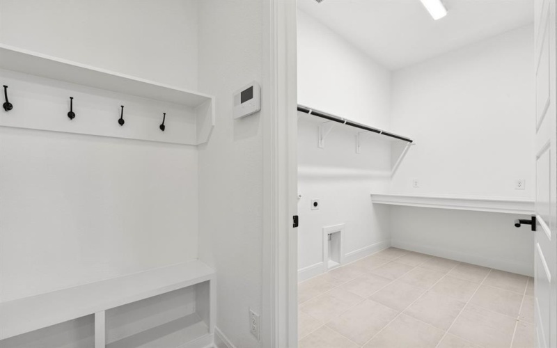 601 Crystal View Lane, Mansfield, TX 76063, 4 Bedrooms Bedrooms, ,3 BathroomsBathrooms,Residential,For Sale,601 Crystal View Lane,0,20910881