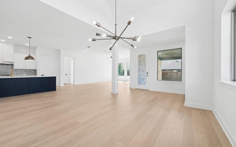 601 Crystal View Lane, Mansfield, TX 76063, 4 Bedrooms Bedrooms, ,3 BathroomsBathrooms,Residential,For Sale,601 Crystal View Lane,0,20910881