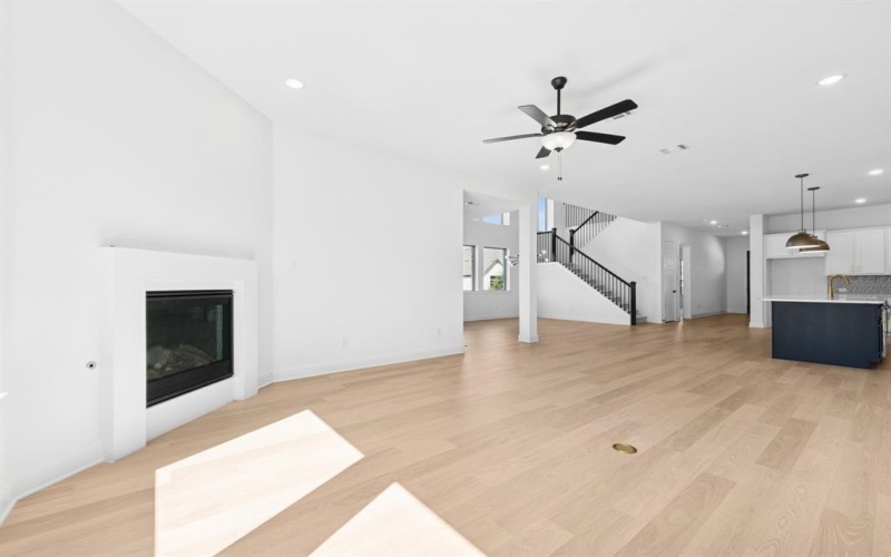 601 Crystal View Lane, Mansfield, TX 76063, 4 Bedrooms Bedrooms, ,3 BathroomsBathrooms,Residential,For Sale,601 Crystal View Lane,0,20910881