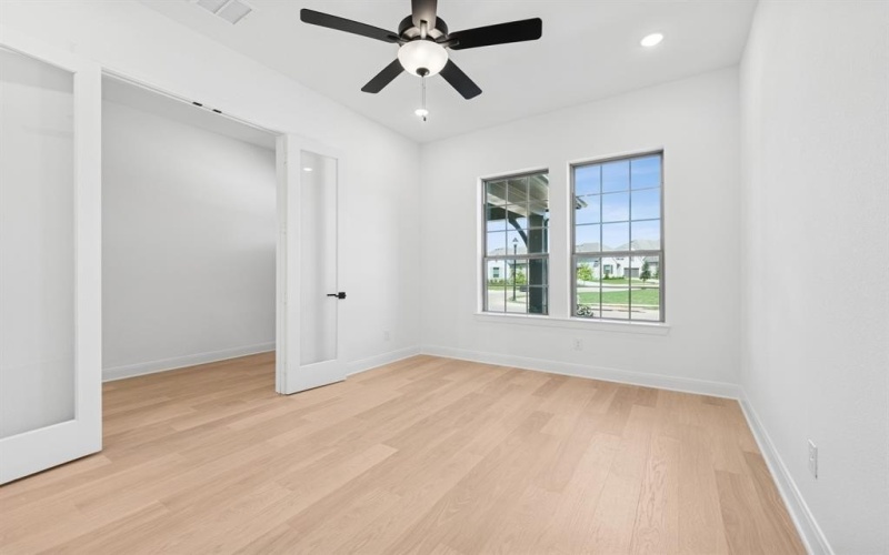 601 Crystal View Lane, Mansfield, TX 76063, 4 Bedrooms Bedrooms, ,3 BathroomsBathrooms,Residential,For Sale,601 Crystal View Lane,0,20910881