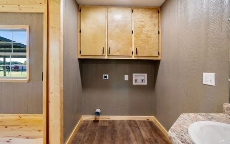 1140 W Division Street, Blossom, TX 75416, 1 Dormitorio Habitaciones , ,1 BañoBaños,Residential,En Venta,1140 W Division Street,20911140
