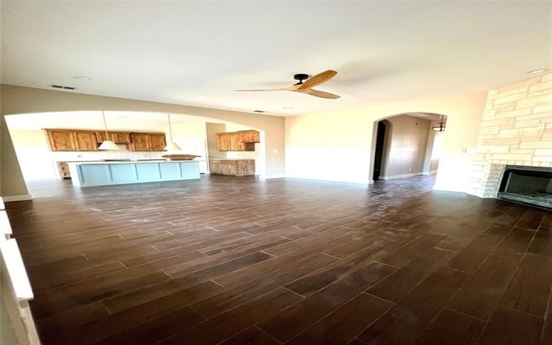 805 Whispering Oaks, Clyde, TX 79510, 4 Bedrooms Bedrooms, ,2 BathroomsBathrooms,Residential,For Sale,805 Whispering Oaks,20911196