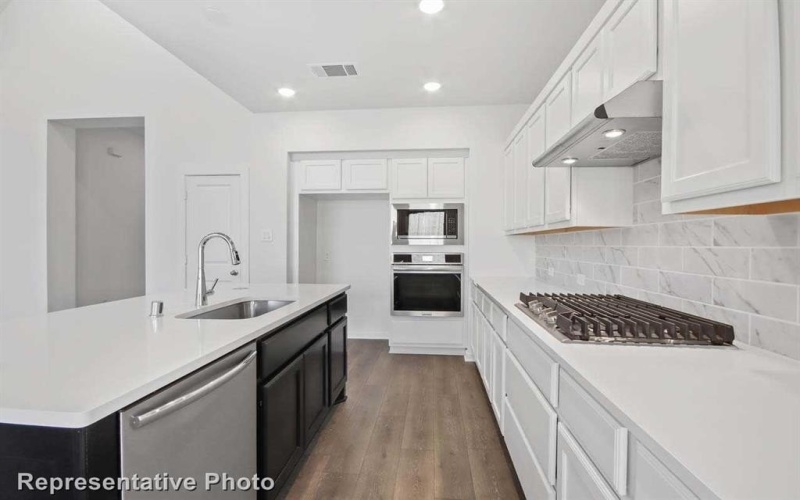3705 Hickory Street, Sherman, TX 75092, 3 Bedrooms Bedrooms, ,2 BathroomsBathrooms,Residential,For Sale,3705 Hickory Street,20911314