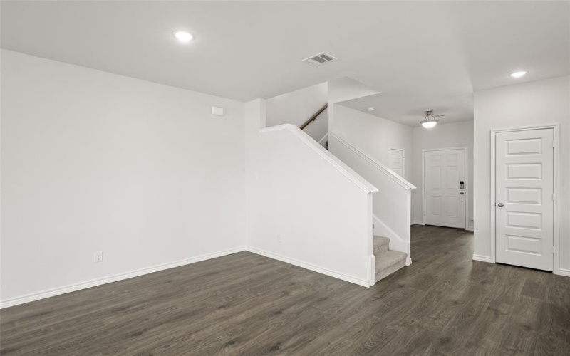 409-411 Saddle Lane, Denton, TX 76205, 8 Habitaciones Habitaciones , ,5 BañosBaños,Residential Multi Family,En Venta,409-411 Saddle Lane,20911602
