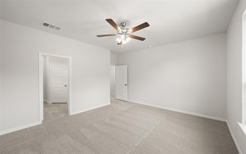409-411 Saddle Lane, Denton, TX 76205, 8 Habitaciones Habitaciones , ,5 BañosBaños,Residential Multi Family,En Venta,409-411 Saddle Lane,20911602