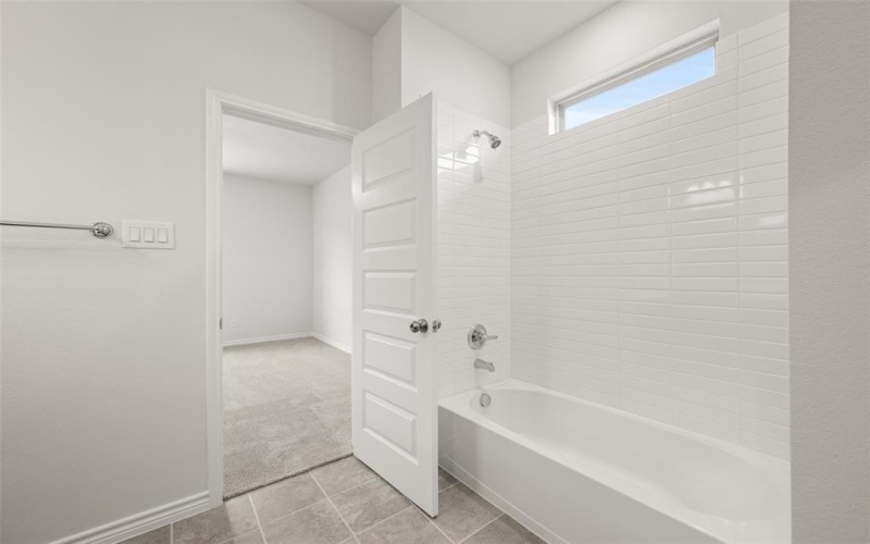 409-411 Saddle Lane, Denton, TX 76205, 8 Habitaciones Habitaciones , ,5 BañosBaños,Residential Multi Family,En Venta,409-411 Saddle Lane,20911602