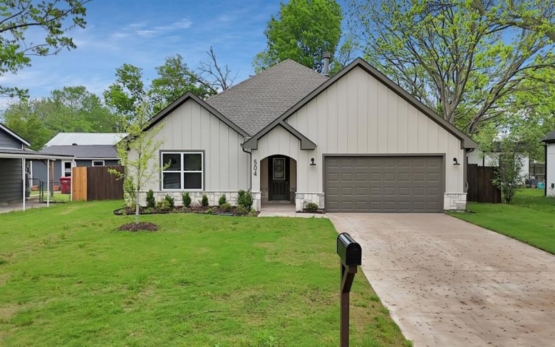 504 Pendleton Street, Farmersville, TX 75442, 3 Habitaciones Habitaciones , ,2 BañosBaños,Residential,En Venta,504 Pendleton Street,20909519
