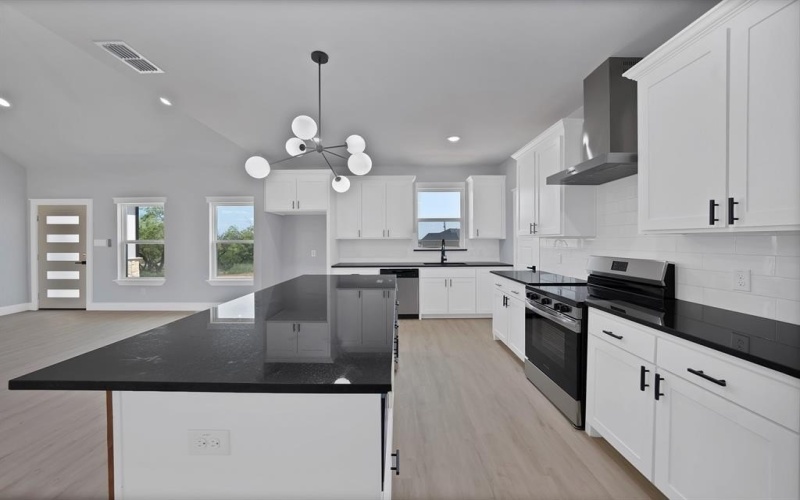 120 Blackfoot, Bridgeport, TX 76426, 3 Bedrooms Bedrooms, ,2 BathroomsBathrooms,Residential,For Sale,120 Blackfoot,20909601