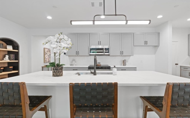 2253 Camp, Dallas, TX 75235, 3 Bedrooms Bedrooms, ,2 BathroomsBathrooms,Residential,For Sale,2253 Camp,20909798