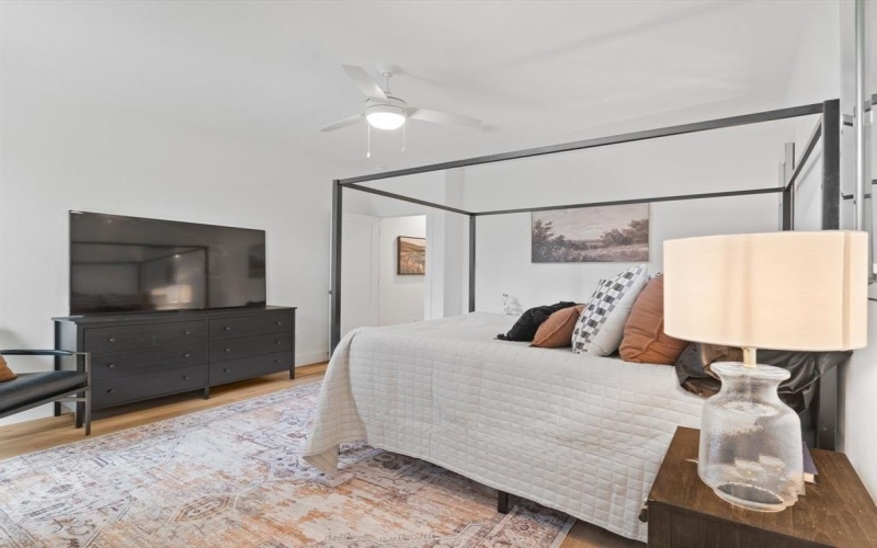2253 Camp, Dallas, TX 75235, 3 Bedrooms Bedrooms, ,2 BathroomsBathrooms,Residential,For Sale,2253 Camp,20909798