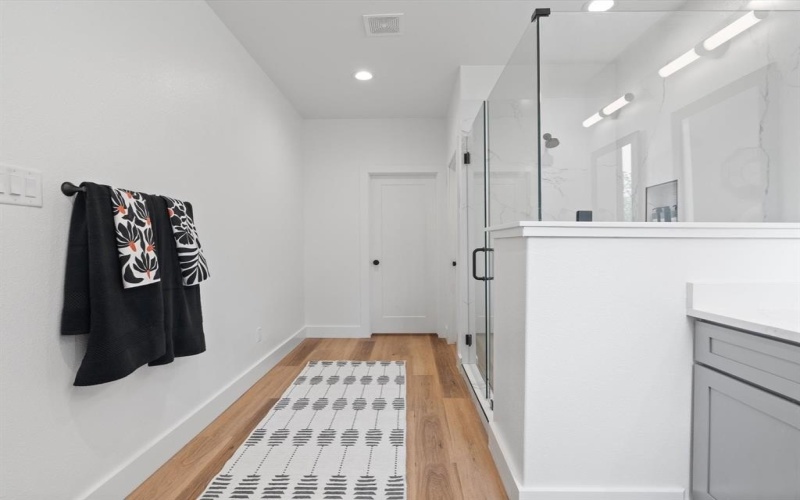 2253 Camp, Dallas, TX 75235, 3 Bedrooms Bedrooms, ,2 BathroomsBathrooms,Residential,For Sale,2253 Camp,20909798