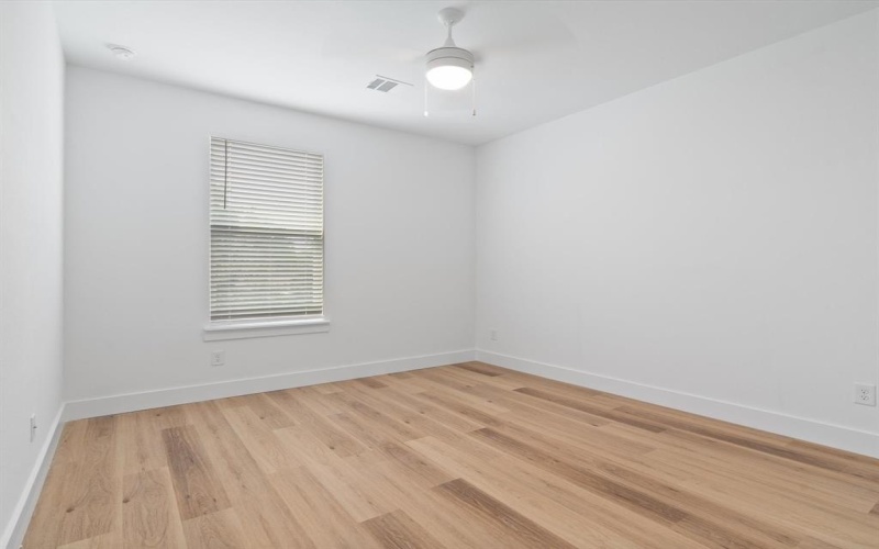 2253 Camp, Dallas, TX 75235, 3 Bedrooms Bedrooms, ,2 BathroomsBathrooms,Residential,For Sale,2253 Camp,20909798