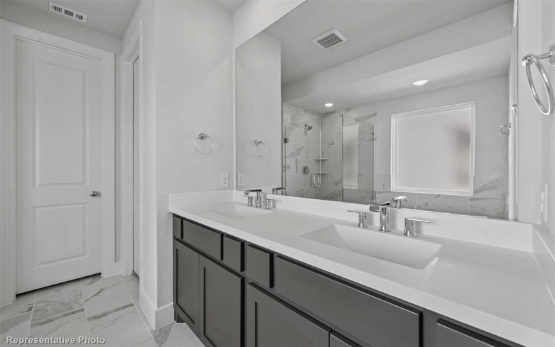 1052 Hackberry Emperor Street, Crowley, TX 76036, 4 Habitaciones Habitaciones , ,3 BañosBaños,Residential,En Venta,1052 Hackberry Emperor Street,20910086