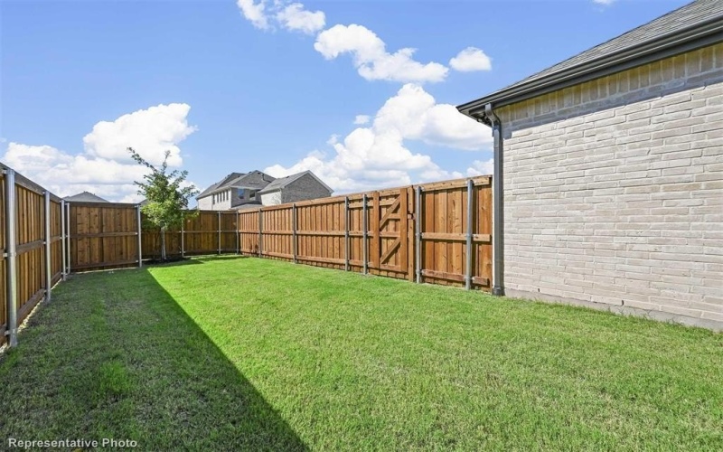 1052 Hackberry Emperor Street, Crowley, TX 76036, 4 Habitaciones Habitaciones , ,3 BañosBaños,Residential,En Venta,1052 Hackberry Emperor Street,20910086