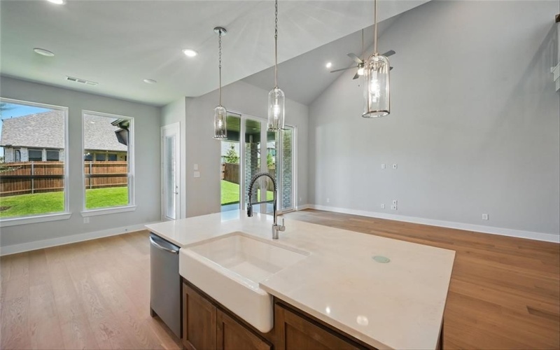 701 Purple Dome Drive, Fort Worth, TX 76247, 4 Bedrooms Bedrooms, ,5 BathroomsBathrooms,Residential,For Sale,701 Purple Dome Drive,20912137