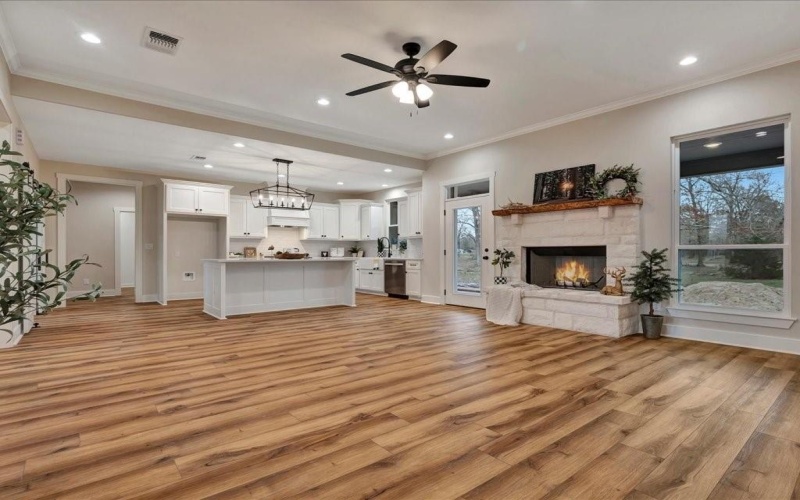282 Lancewood Drive, Lufkin, TX 75904, 3 Bedrooms Bedrooms, ,2 BathroomsBathrooms,Residential,For Sale,282 Lancewood Drive,20910107