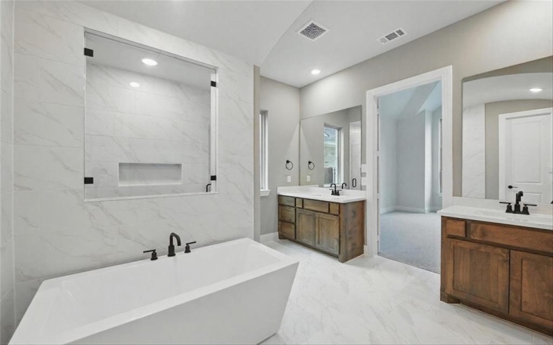 713 Squill Road, Fort Worth, TX 76247, 4 Bedrooms Bedrooms, ,5 BathroomsBathrooms,Residential,For Sale,713 Squill Road,20912160