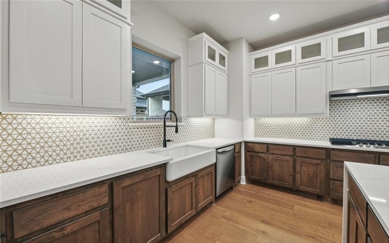 713 Squill Road, Fort Worth, TX 76247, 4 Bedrooms Bedrooms, ,5 BathroomsBathrooms,Residential,For Sale,713 Squill Road,20912160