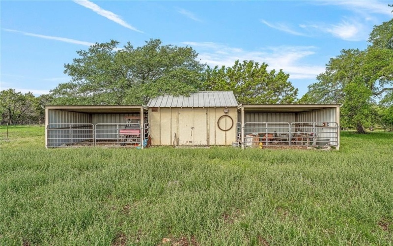 1333 Private Road 2120, Meridian, TX 76665, 2 Habitaciones Habitaciones , ,1 BañoBaños,Residential,En Venta,1333 Private Road 2120,0,20912310