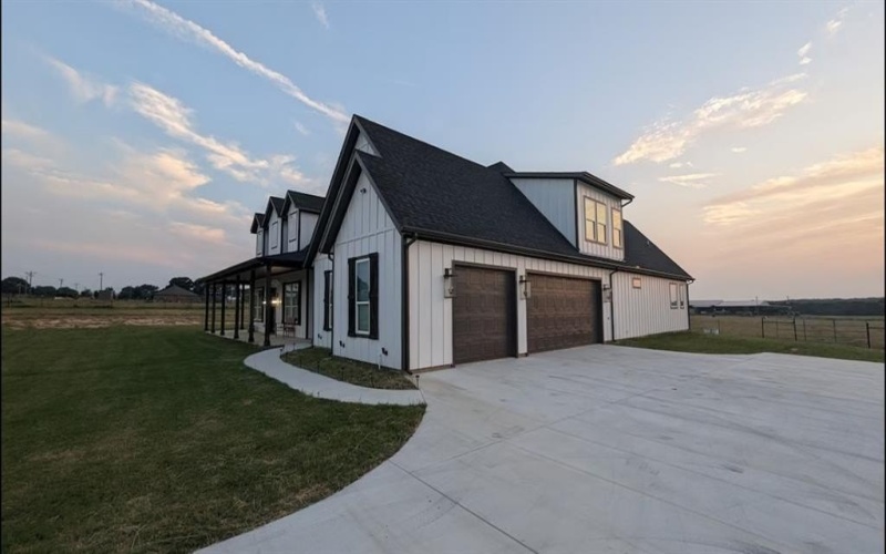 886 COUNTY ROAD 3341, Paradise, TX 76073, 5 Habitaciones Habitaciones , ,5 BañosBaños,Residential,En Venta,886 COUNTY ROAD 3341,0,20912386