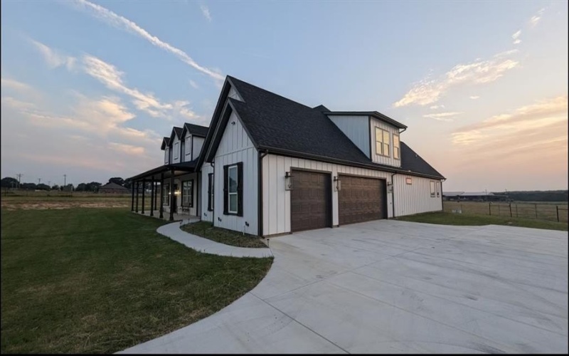 886 COUNTY ROAD 3341, Paradise, TX 76073, 5 Habitaciones Habitaciones , ,5 BañosBaños,Residential,En Venta,886 COUNTY ROAD 3341,0,20912386