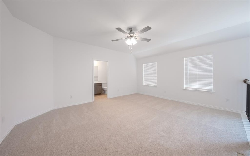 1449 Sun Garden Way, Fort Worth, TX 76247, 4 Bedrooms Bedrooms, ,3 BathroomsBathrooms,Residential,For Sale,1449 Sun Garden Way,0,20910207