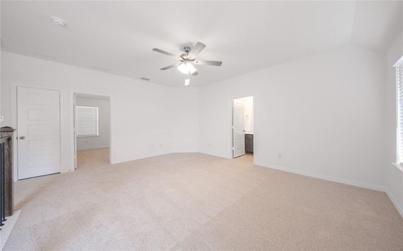1449 Sun Garden Way, Fort Worth, TX 76247, 4 Bedrooms Bedrooms, ,3 BathroomsBathrooms,Residential,For Sale,1449 Sun Garden Way,0,20910207