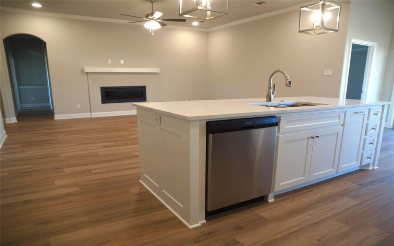 725 Raylan Street, Springtown, TX 76082, 4 Bedrooms Bedrooms, ,2 BathroomsBathrooms,Residential,For Sale,725 Raylan Street,20910267