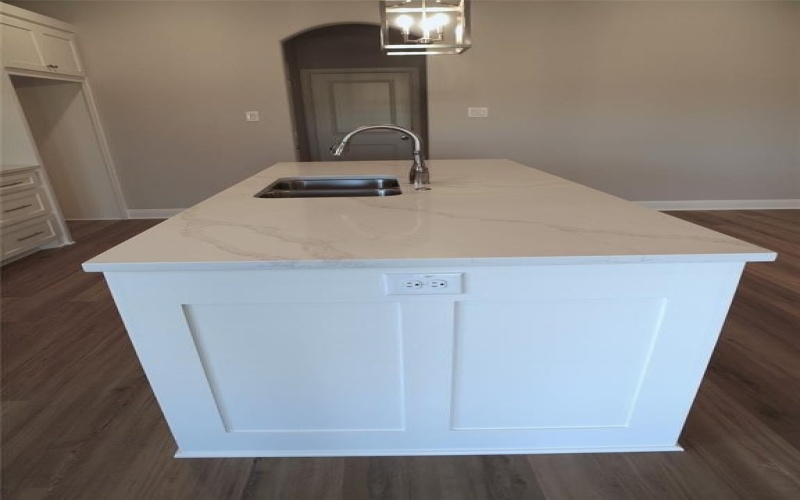 725 Raylan Street, Springtown, TX 76082, 4 Bedrooms Bedrooms, ,2 BathroomsBathrooms,Residential,For Sale,725 Raylan Street,20910267