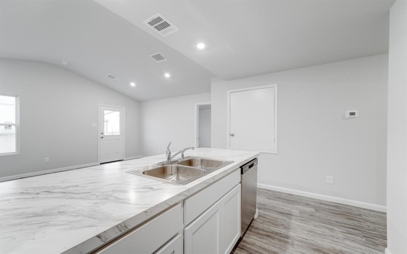 228 Blue Bird Lane, Mineola, TX 75773, 4 Bedrooms Bedrooms, ,2 BathroomsBathrooms,Residential,For Sale,228 Blue Bird Lane,0,20914713