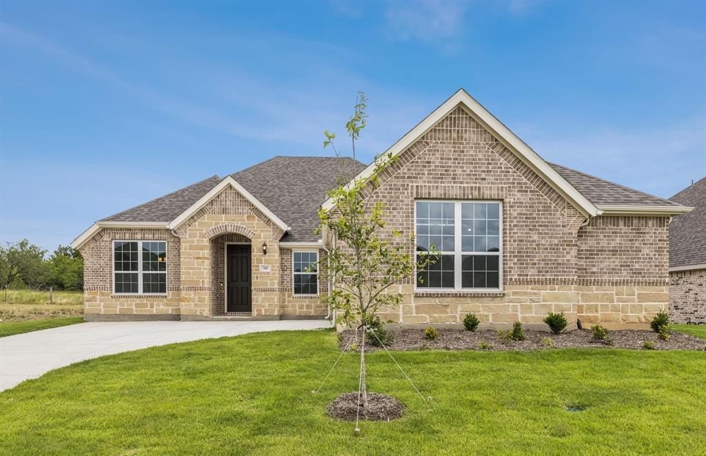 741 Brozgold Avenue, Midlothian, TX 76065, 3 Habitaciones Habitaciones , ,2 BañosBaños,Residential,En Venta,741 Brozgold Avenue,20914757