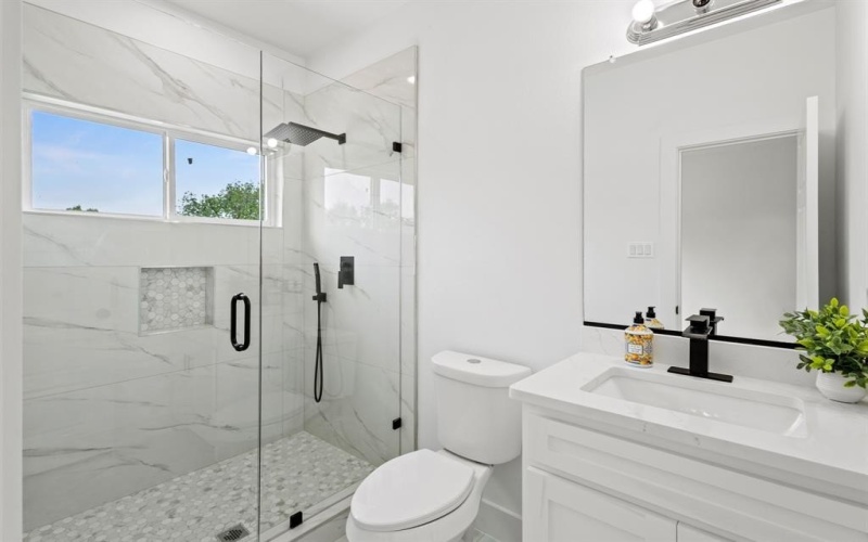 2827 Grafton Avenue, Dallas, TX 75211, 4 Bedrooms Bedrooms, ,3 BathroomsBathrooms,Residential,For Sale,2827 Grafton Avenue,20914801