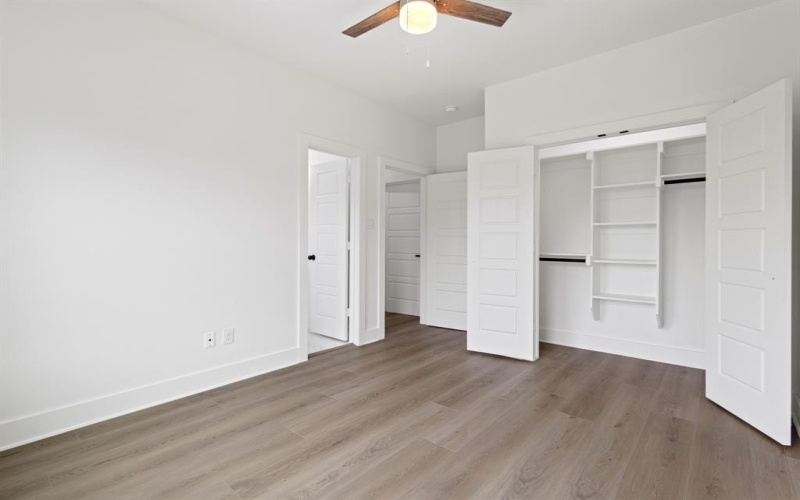 2827 Grafton Avenue, Dallas, TX 75211, 4 Bedrooms Bedrooms, ,3 BathroomsBathrooms,Residential,For Sale,2827 Grafton Avenue,20914801