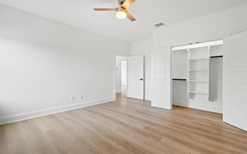 2827 Grafton Avenue, Dallas, TX 75211, 4 Bedrooms Bedrooms, ,3 BathroomsBathrooms,Residential,For Sale,2827 Grafton Avenue,20914801