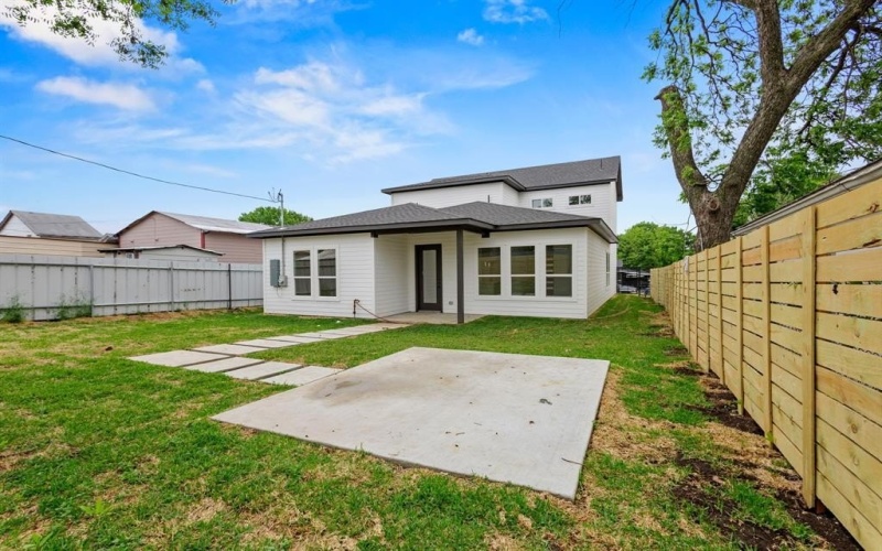 2827 Grafton Avenue, Dallas, TX 75211, 4 Bedrooms Bedrooms, ,3 BathroomsBathrooms,Residential,For Sale,2827 Grafton Avenue,20914801