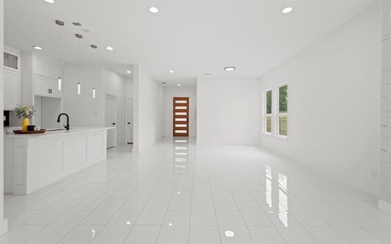 2827 Grafton Avenue, Dallas, TX 75211, 4 Bedrooms Bedrooms, ,3 BathroomsBathrooms,Residential,For Sale,2827 Grafton Avenue,20914801