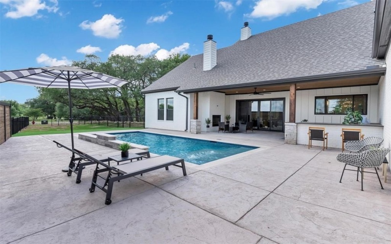 9001 Emma Court, Granbury, TX 76049, 4 Bedrooms Bedrooms, ,5 BathroomsBathrooms,Residential,For Sale,9001 Emma Court,20914858