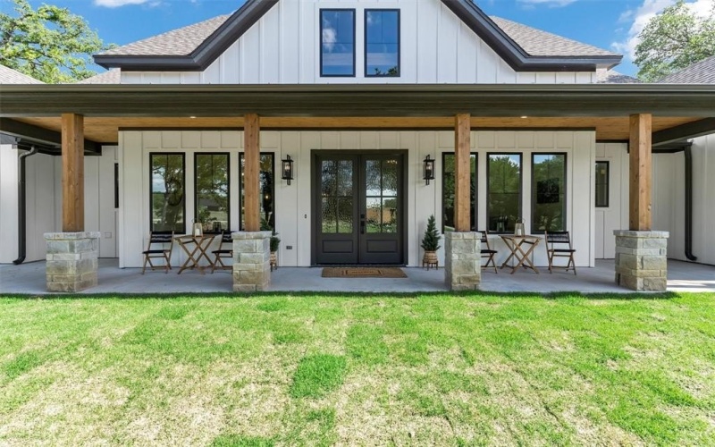9001 Emma Court, Granbury, TX 76049, 4 Bedrooms Bedrooms, ,5 BathroomsBathrooms,Residential,For Sale,9001 Emma Court,20914858