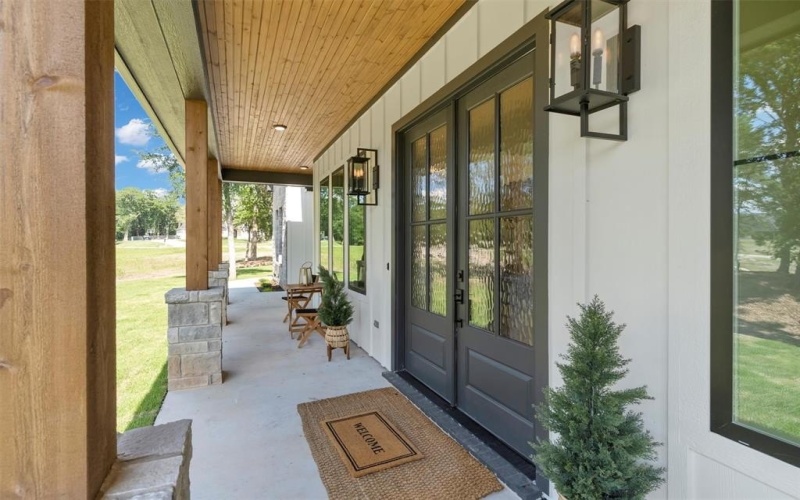 9001 Emma Court, Granbury, TX 76049, 4 Bedrooms Bedrooms, ,5 BathroomsBathrooms,Residential,For Sale,9001 Emma Court,20914858