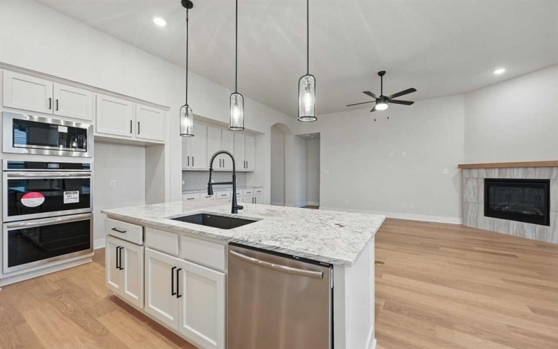 545 Pebble Drive, Waxahachie, TX 75167, 3 Habitaciones Habitaciones , ,2 BañosBaños,Residential,En Venta,545 Pebble Drive,20912694