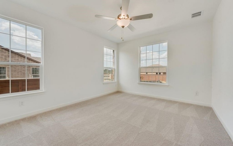 4237 Daisy Hollow Loop, Mesquite, TX 75181, 4 Bedrooms Bedrooms, ,3 BathroomsBathrooms,Residential,For Sale,4237 Daisy Hollow Loop,20912752