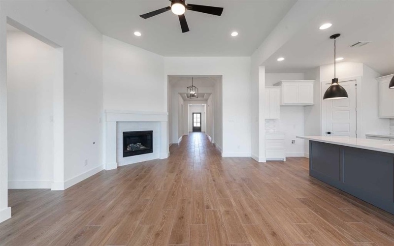 809 River Sky Road, Lavon, TX 75116, 4 Bedrooms Bedrooms, ,3 BathroomsBathrooms,Residential,For Sale,809 River Sky Road,20915045