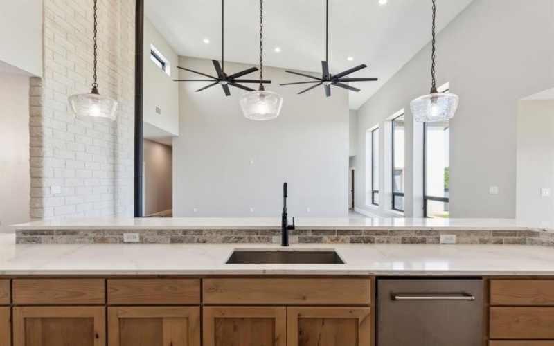 700 Brown Road, Palo Pinto, TX 76484, 5 Habitaciones Habitaciones , ,3 BañosBaños,Residential,En Venta,700 Brown Road,20912839